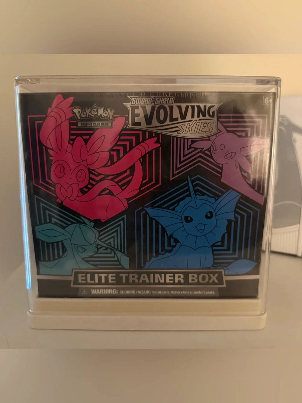 Evolving Skies Elite Trainer Box SEALED